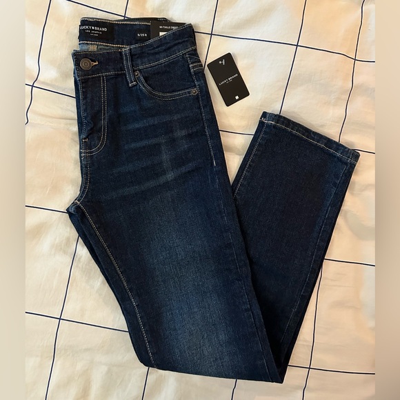 NWT Lucky Brand mid-rise straight jeans, size 25R - Picture 3 of 8